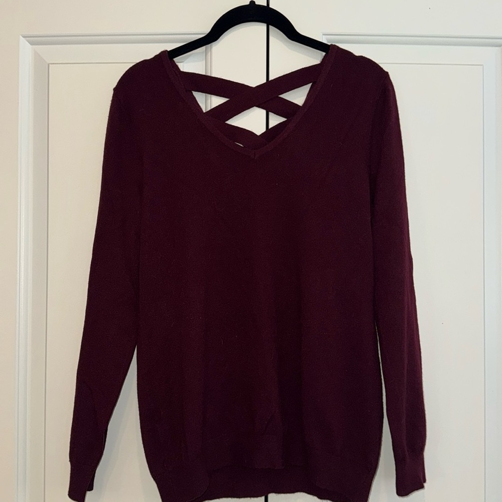 LOVE ELLIE Women’s M Long Sleeve Burgundy Sweater NWOT